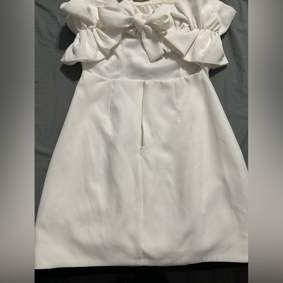 white strapless ruffle dress - Picture 4 of 4